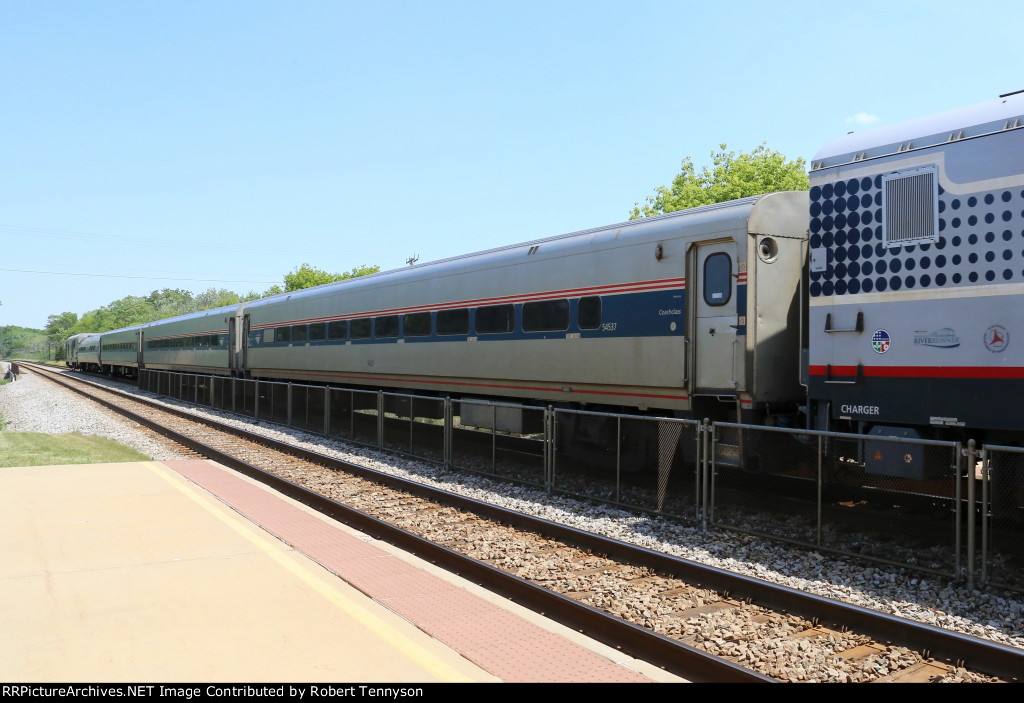 Amtrak Hiawatha 334 Southbound